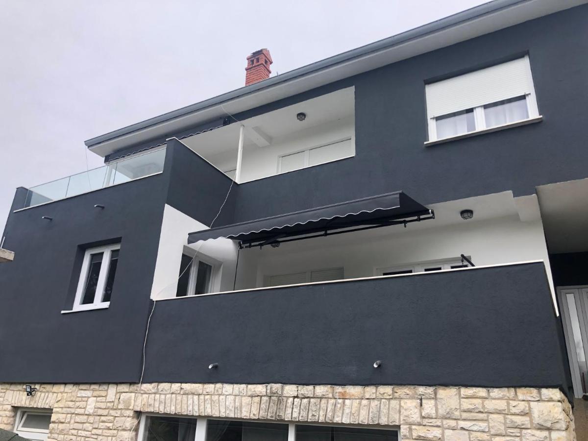 Apartment Deni Pula Exterior foto