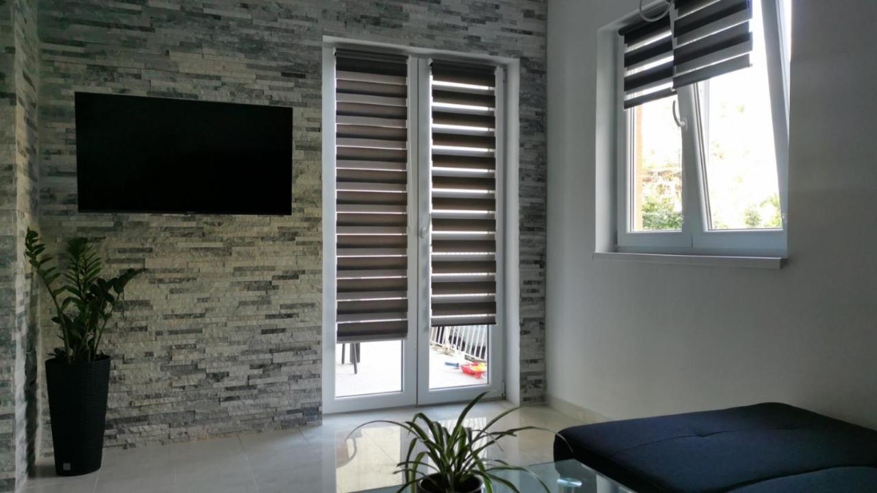 Apartment Deni Pula Exterior foto